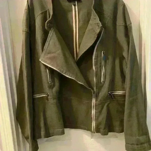 Lane Bryant jacket military inspired army green peplum hem Size 22/24 - Picture 1 of 6